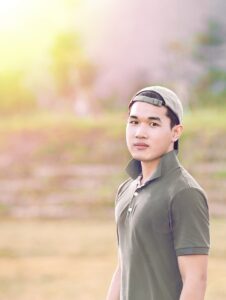 ポロシャツを着たナースにおすすめのカジュアルスタイルは？