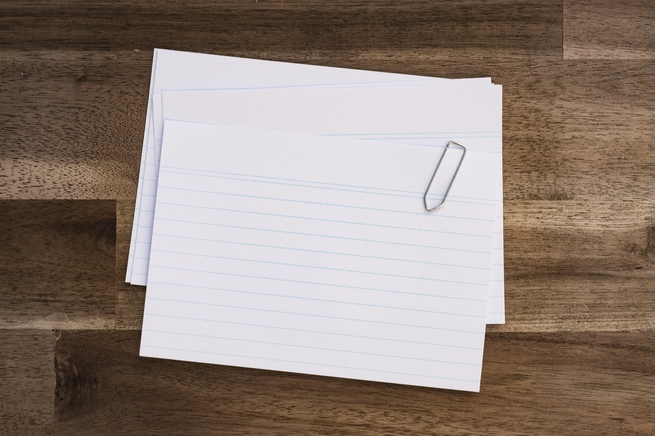 軽量で使いやすいカルテ記入クリップファイルの選び方は？