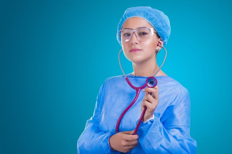 ナースリーのエプロンはどれが人気？あなたにぴったりの選び方を解説！